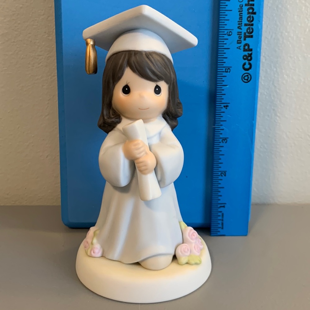 Precious Moments: The Lord is the Hope of Our Future, graduate figurine, 6” tall